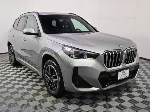 Used 2025 BMW X1 xDrive28i AWD/4WD image 9