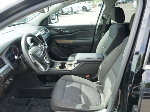 Used 2021 GMC Acadia SLE FWD image 14