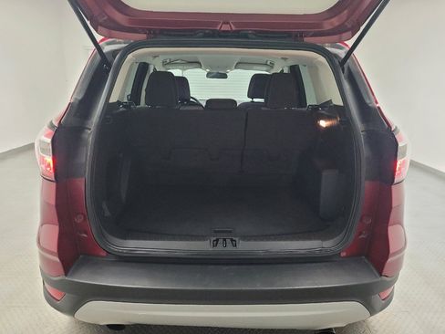 Used 2017 Ford Escape SE w/ SE Cold Weather Package AWD/4WD image 29