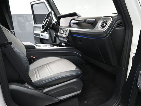 Used 2025 Mercedes-Benz G 580 w/ EQ Technology image 22