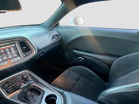 Used 2019 Dodge Challenger R/T Scat Pack image 23