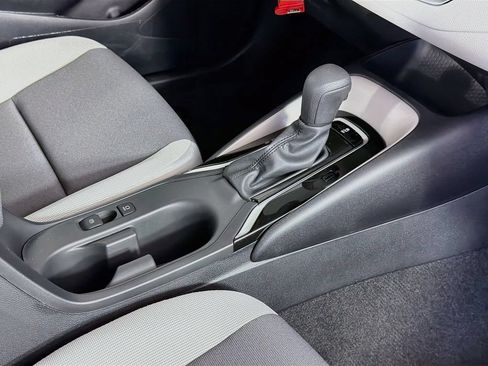 New 2026 Toyota Corolla LE FWD image 32
