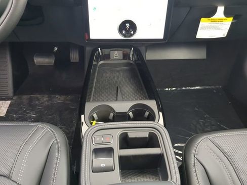 New 2025 Ford Mustang Mach-E Premium image 18