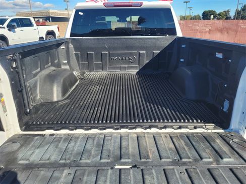 Used 2022 GMC Sierra 1500 Elevation image 10