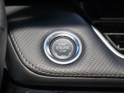 Used 2025 Chevrolet Equinox LT image 31