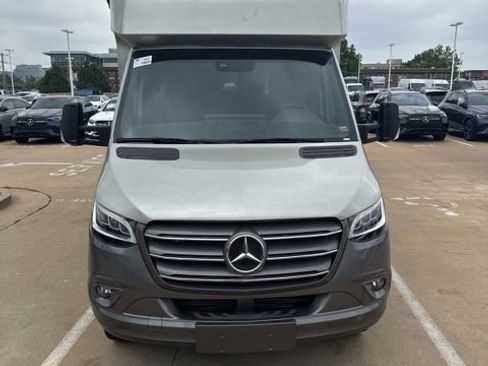 Used 2020 Mercedes-Benz Sprinter 3500 image 11