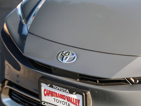 Used 2024 Toyota Prius Prime Premium image 11