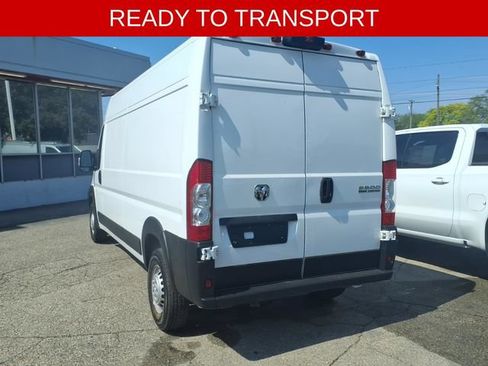 Used 2025 RAM ProMaster 2500 w/ Convenience Group FWD image 7