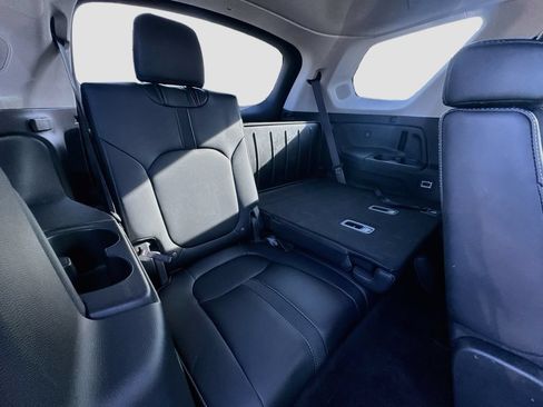 Used 2024 Honda Pilot Touring image 42