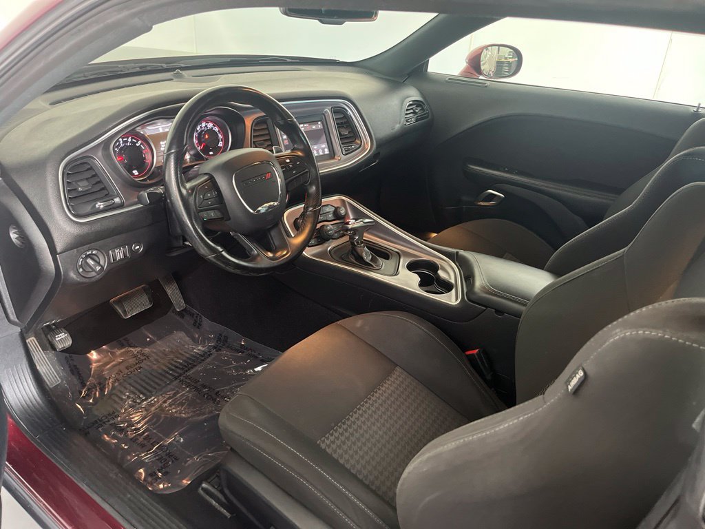Used 2019 Dodge Challenger R/T RWD image 23