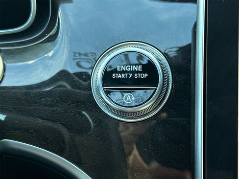 Certified 2025 Mercedes-Benz C 300 4MATIC Sedan image 25