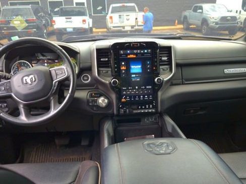 Used 2023 RAM 1500 Laramie AWD/4WD image 9