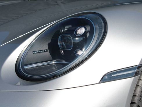 Used 2024 Porsche 911 Carrera S image 12