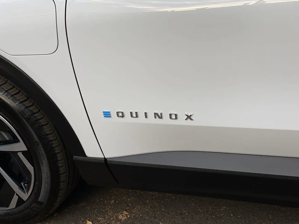 Used 2026 Chevrolet Equinox EV LT FWD image 10