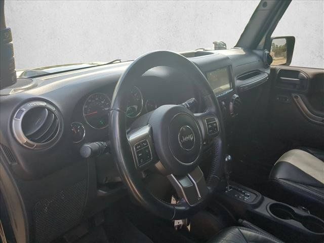 Used 2018 Jeep Wrangler Unlimited Sahara AWD/4WD image 10