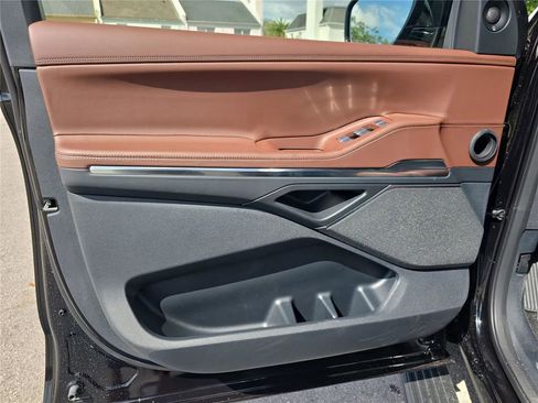New 2026 Lincoln Navigator L Reserve AWD/4WD image 15