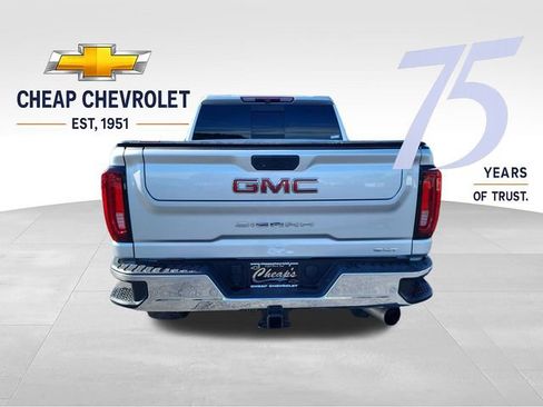 Used 2021 GMC Sierra 2500 SLT w/ SLT Preferred Package AWD/4WD image 4