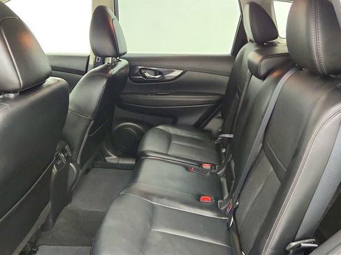 Used 2018 Nissan Rogue SL w/ Premium Package AWD/4WD image 21