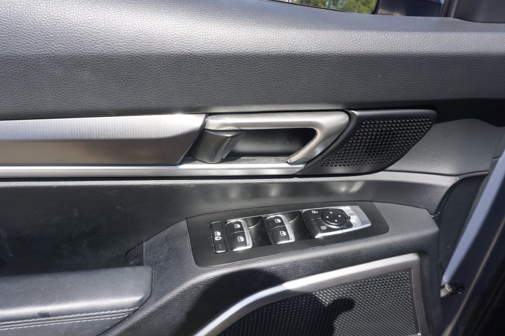 Used 2024 Kia Telluride S w/ S Sunroof Package FWD image 4