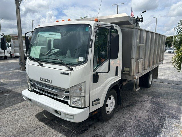 Used 2016 Isuzu NPR RWD image 12