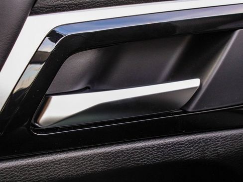 New 2026 Mitsubishi Outlander AWD image 9