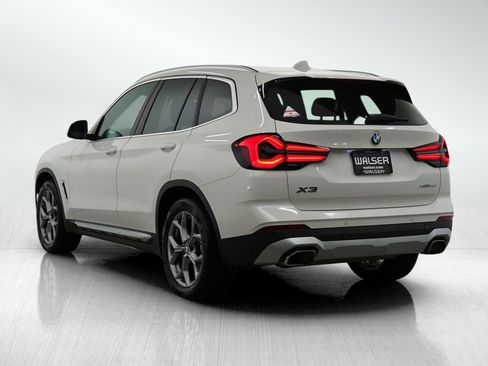 Used 2023 BMW X3 xDrive30i image 3
