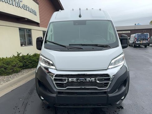 New 2026 RAM ProMaster 2500 w/ Quick Order Package 22G SLT image 3