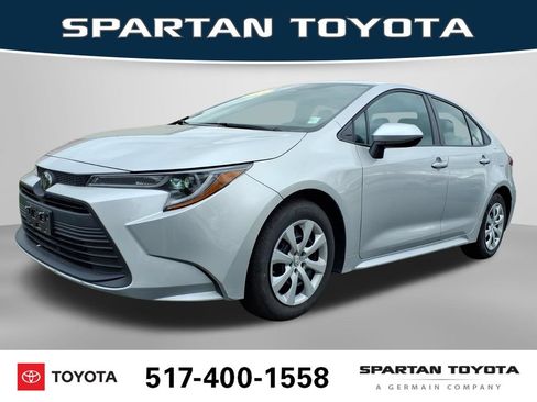 Used 2024 Toyota Corolla LE FWD image 1