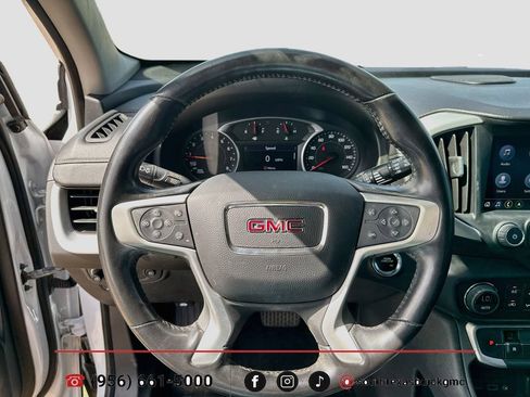 Used 2022 GMC Terrain SLT w/ Infotainment Package II FWD image 15