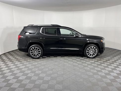 Used 2021 GMC Acadia Denali w/ Denali Ultimate Package image 8