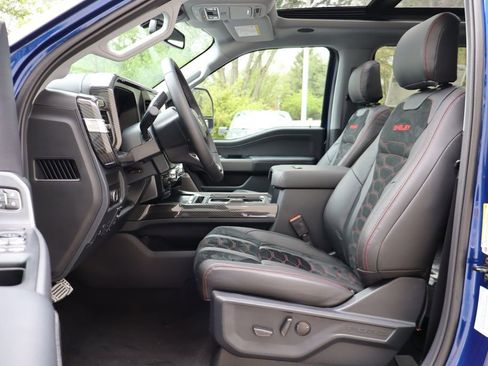 New 2026 Ford F250 Lariat w/ Black Appearance Package AWD/4WD image 34