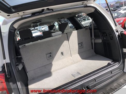 Used 2008 Toyota Sequoia SR5 RWD image 19