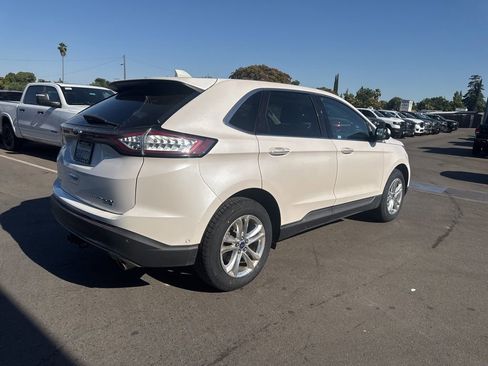 Used 2017 Ford Edge Titanium w/ Equipment Group 302A AWD/4WD image 3