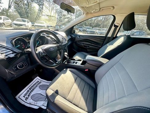 Used 2018 Ford Escape S image 9