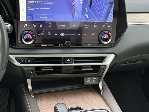 Used 2024 Lexus RX 350 FWD w/ Convenience Package image 18