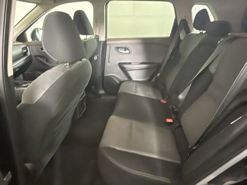 Used 2021 Nissan Rogue SV AWD/4WD image 27
