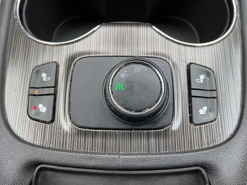 Used 2020 GMC Acadia SLT FWD image 35