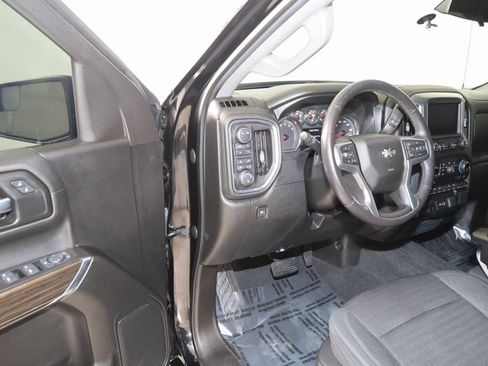 Used 2021 Chevrolet Silverado 1500 RST image 42