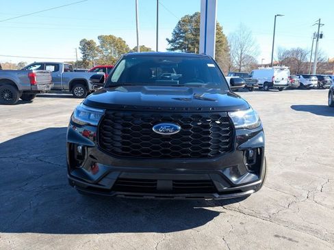 Certified 2025 Ford Explorer ST-Line w/ Premium Package image 3