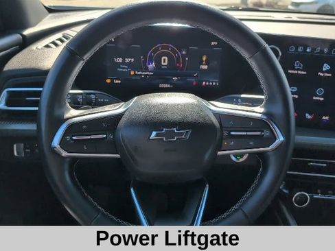 Used 2025 Chevrolet Traverse LT w/ Midnight/Sport Edition image 10