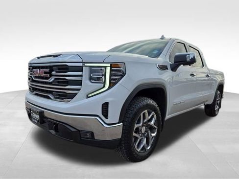 Used 2026 GMC Sierra 1500 SLT image 5