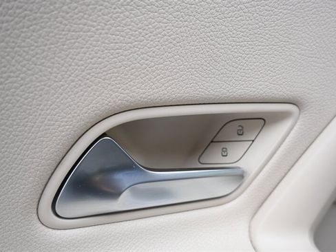 Used 2020 Mercedes-Benz A 220 image 35