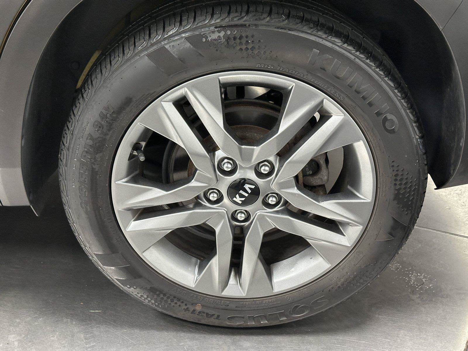 Used 2021 Kia Seltos S AWD/4WD image 19