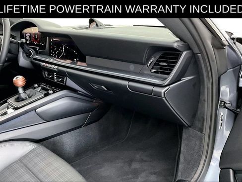 Used 2025 Porsche 911 Carrera T RWD image 21