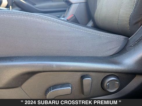 Used 2024 Subaru Crosstrek 2.0i Premium AWD/4WD image 15