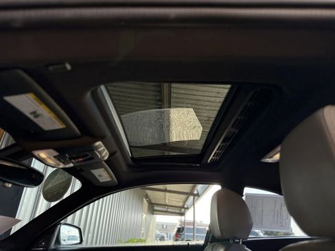 Used 2015 BMW M235i Coupe image 18