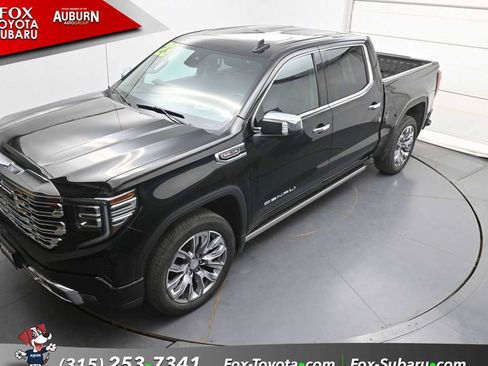 Used 2023 GMC Sierra 1500 Denali w/ Denali Reserve Package AWD/4WD image 34
