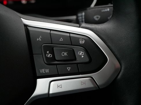 Used 2023 Volkswagen Jetta SEL image 25