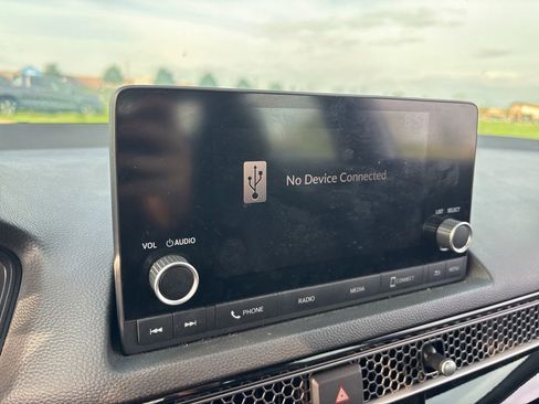 Used 2023 Honda Civic Sport image 21