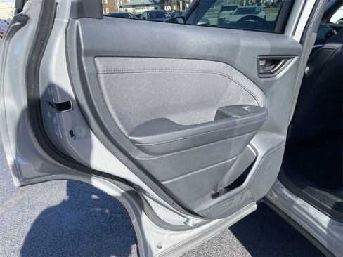 Certified 2025 Subaru Forester Premium w/ Convenience Package #2 image 21